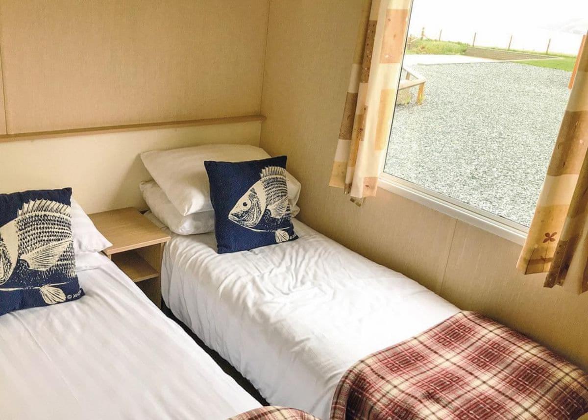 Fishguard Bay Resort Llanllawer Esterno foto