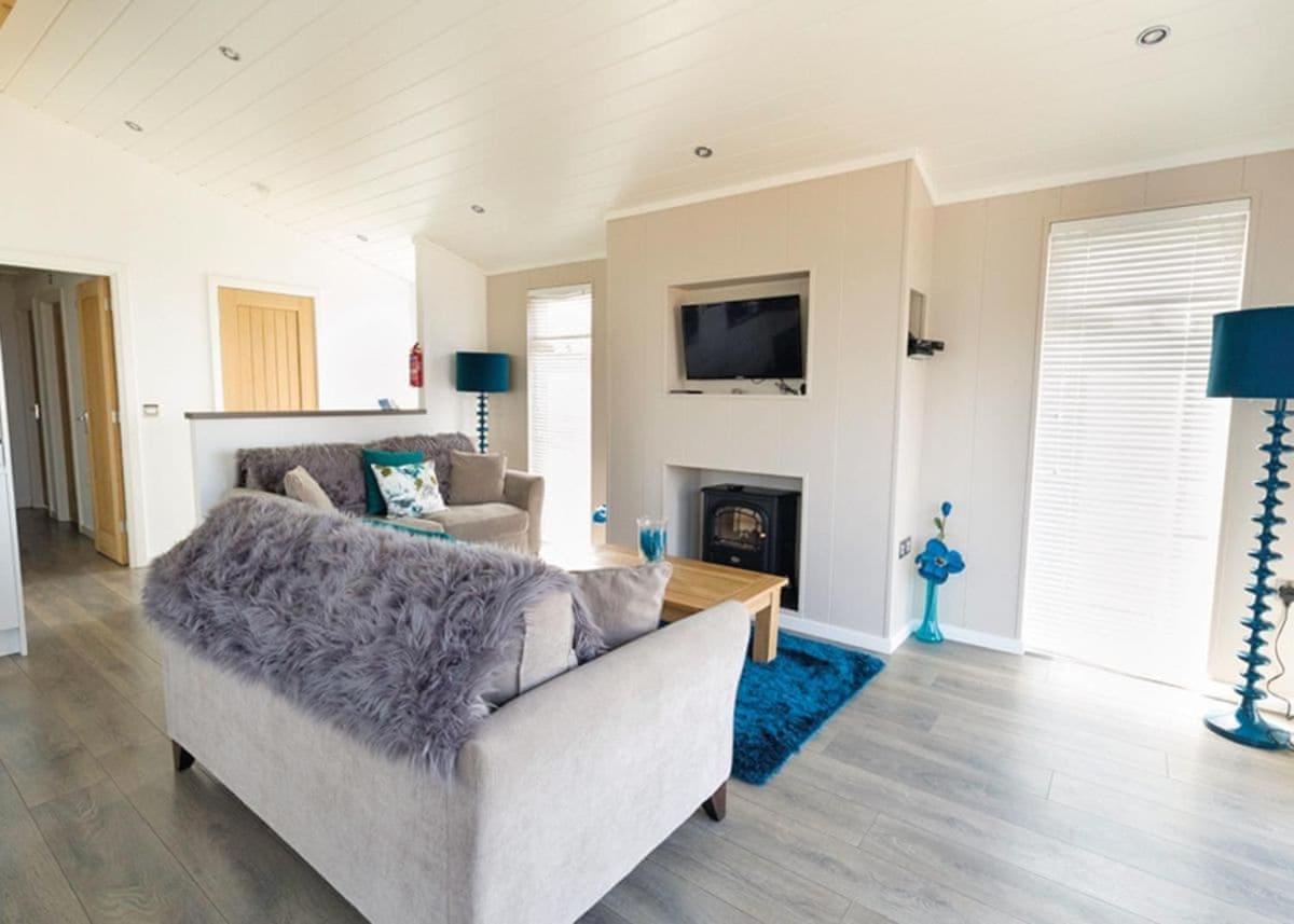 Fishguard Bay Resort Llanllawer Esterno foto
